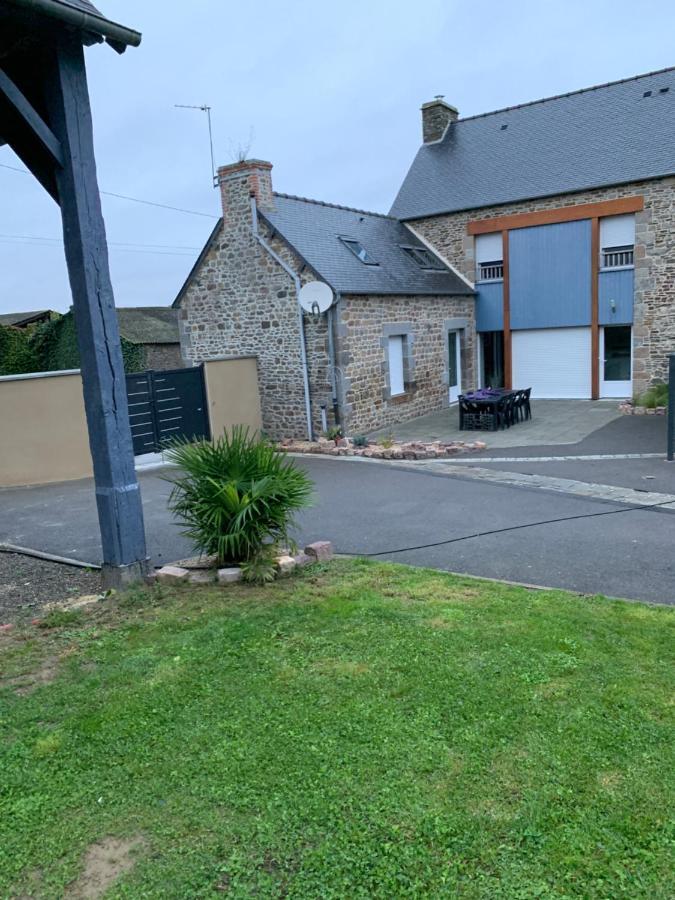 Le Gite De La Mongatelais Roz-Landrieux Exterior foto